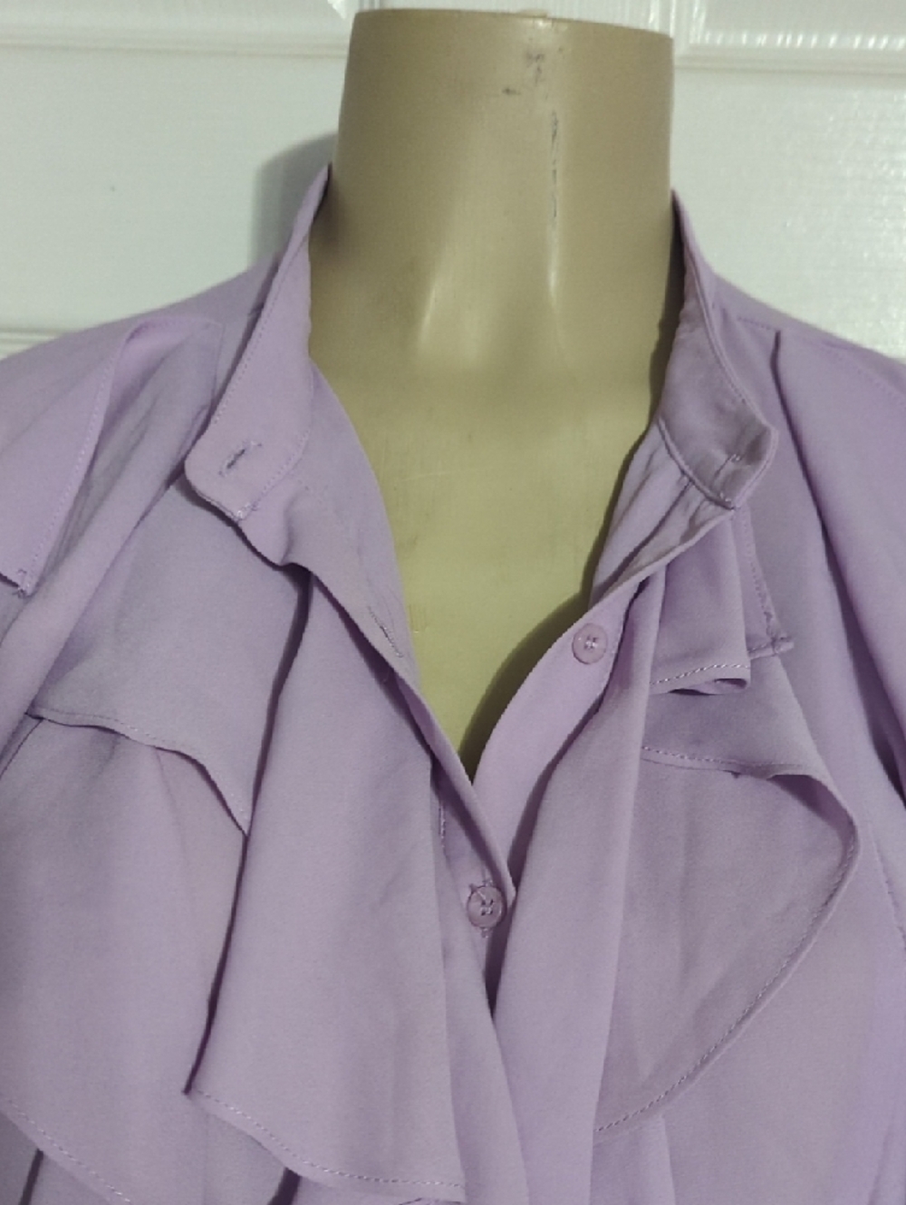 Ruffled Lilac Women's Blouse Pit To Pit 19 Inch - Picture 6 of 10